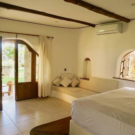 Beach-Front Sumbawa Surf House Lemonga Экстерьер фото