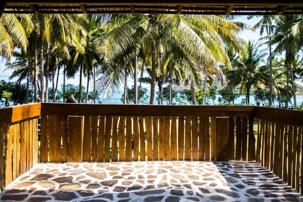 Beach-Front Sumbawa Surf House Lemonga Экстерьер фото